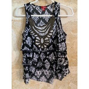 Bongo Sleeveless Women’s Shirt